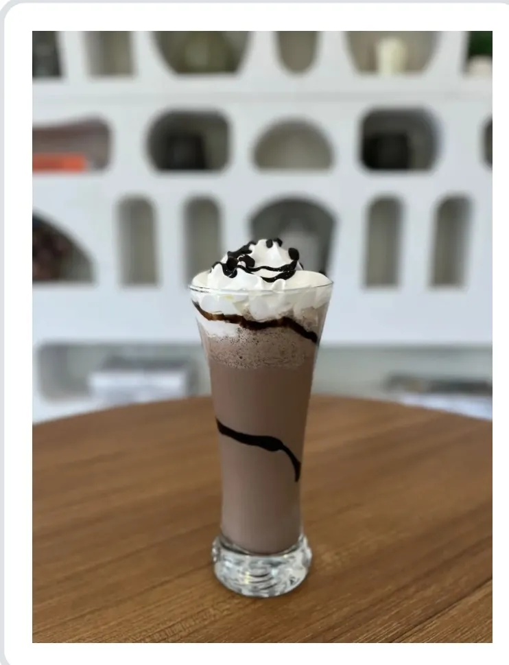 ÇİKOLATALI MİLKSHAKE
