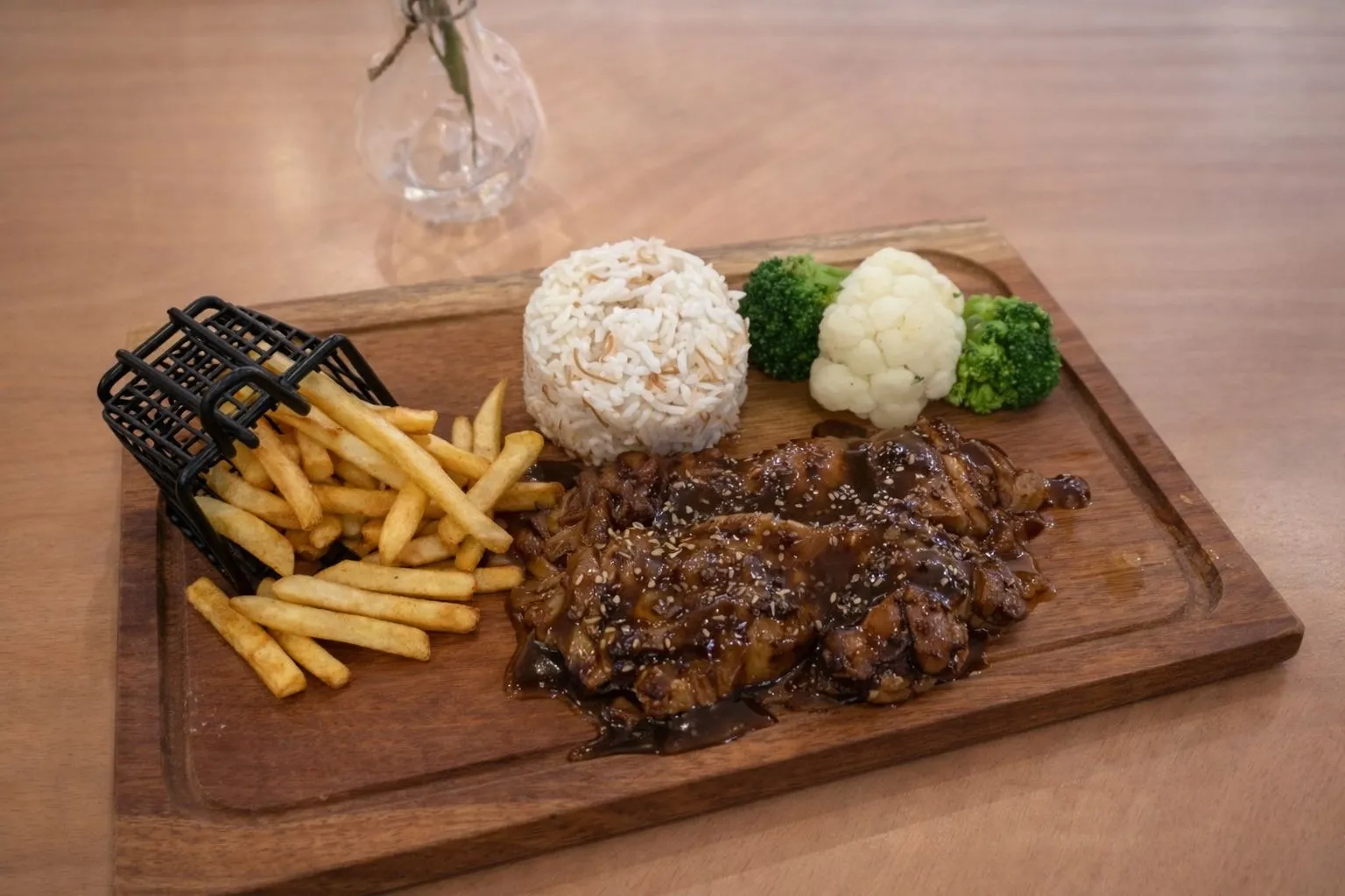BARBEKÜ SOSLU TAVUK